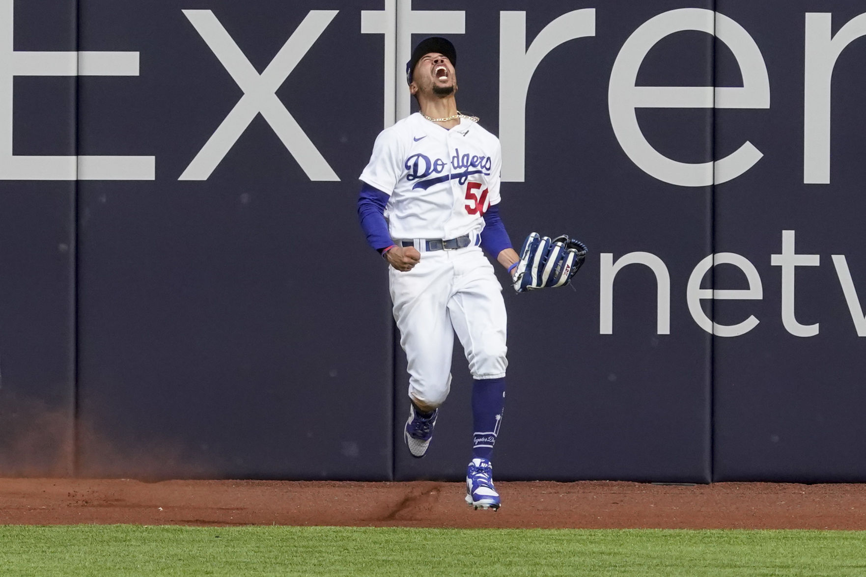 APTOPIX NLCS Braves Dodgers Baseball